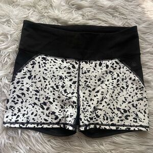 athleta shorts size large